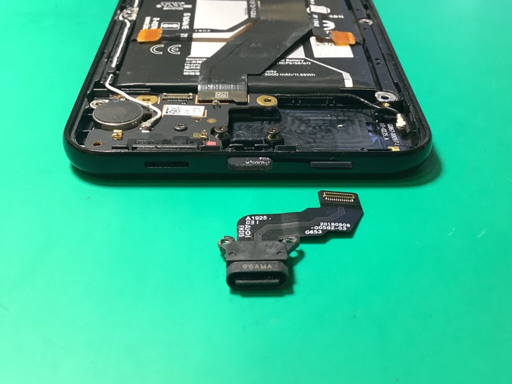 Google Pixelの充電不良修理の例