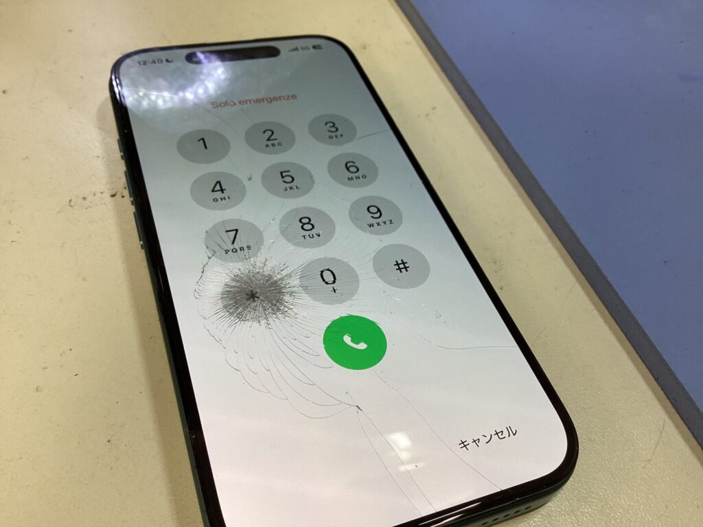 iPhone 16の液晶画面修理